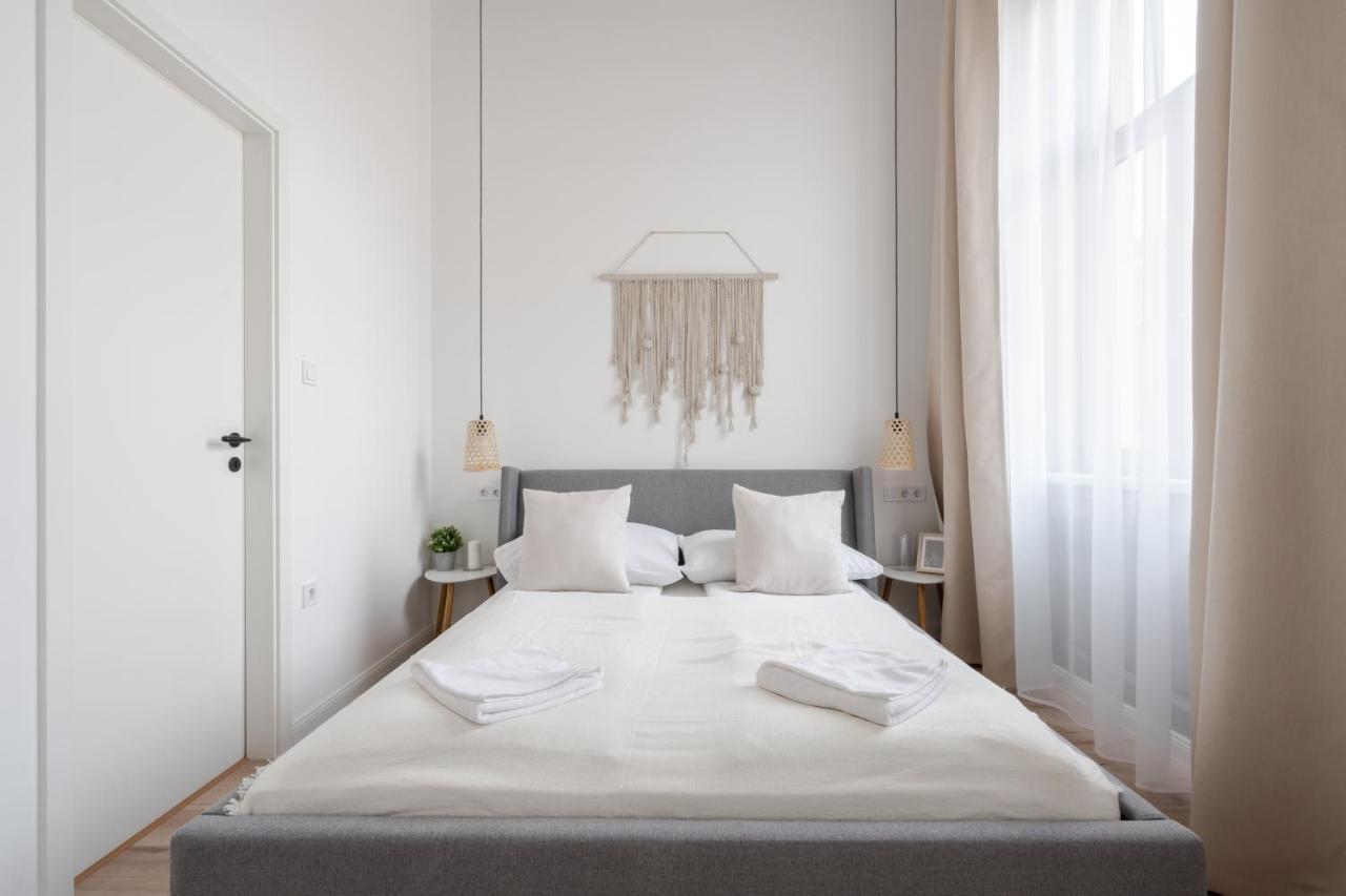 A62 - Akacfa Street Central Residence - Best Location By Bqa Budapeste Exterior foto