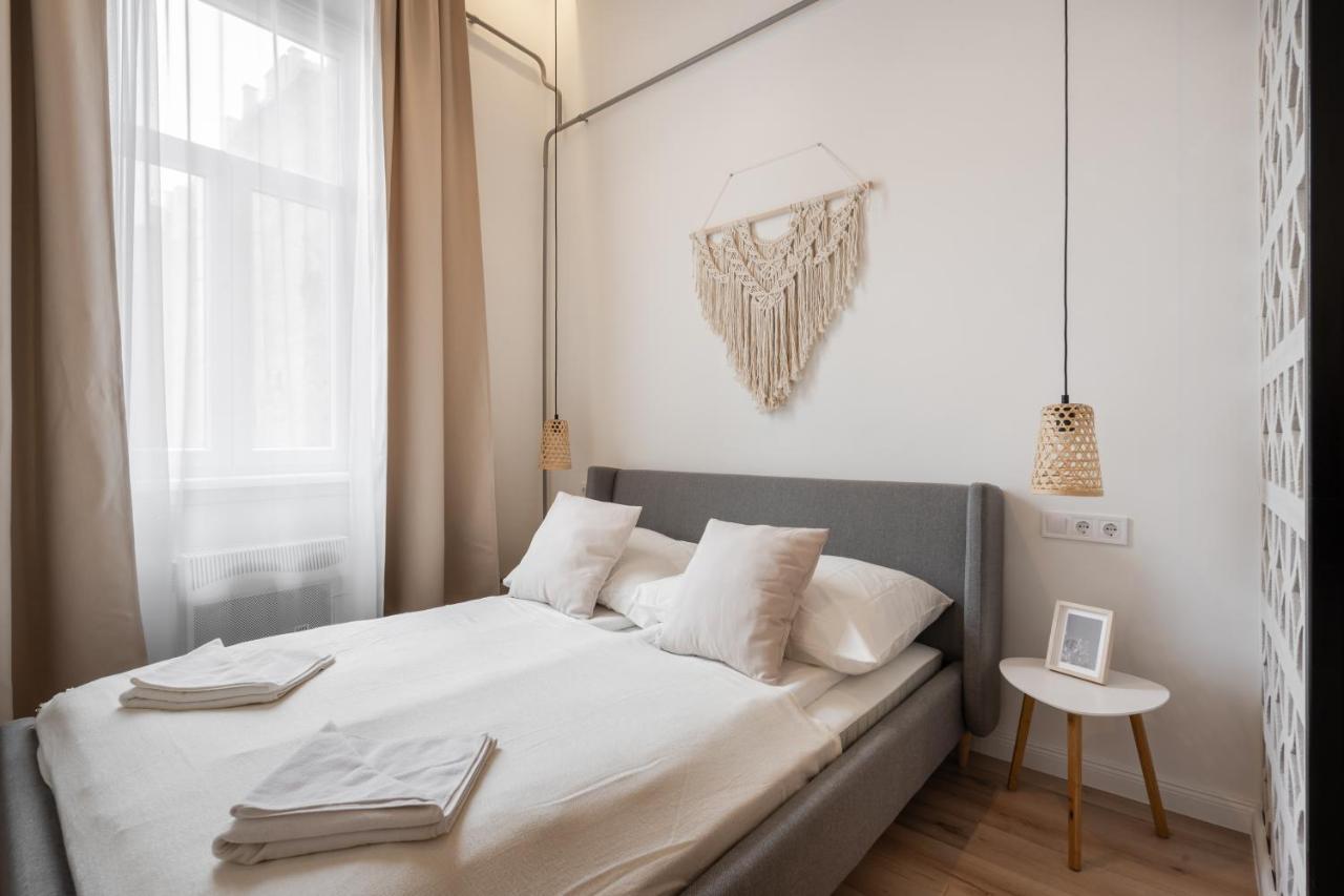 A62 - Akacfa Street Central Residence - Best Location By Bqa Budapeste Exterior foto